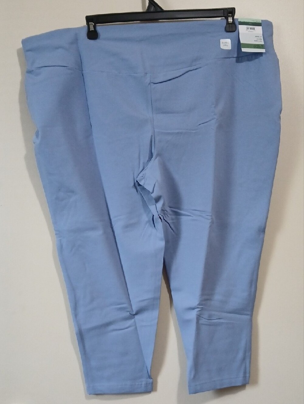 Terra & Sky Women's 4X Plus Size Capri Legging - Picture 4 of 7